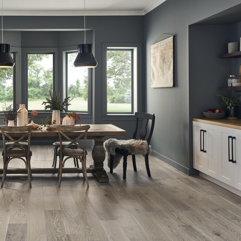 Colonial Oak Swatch